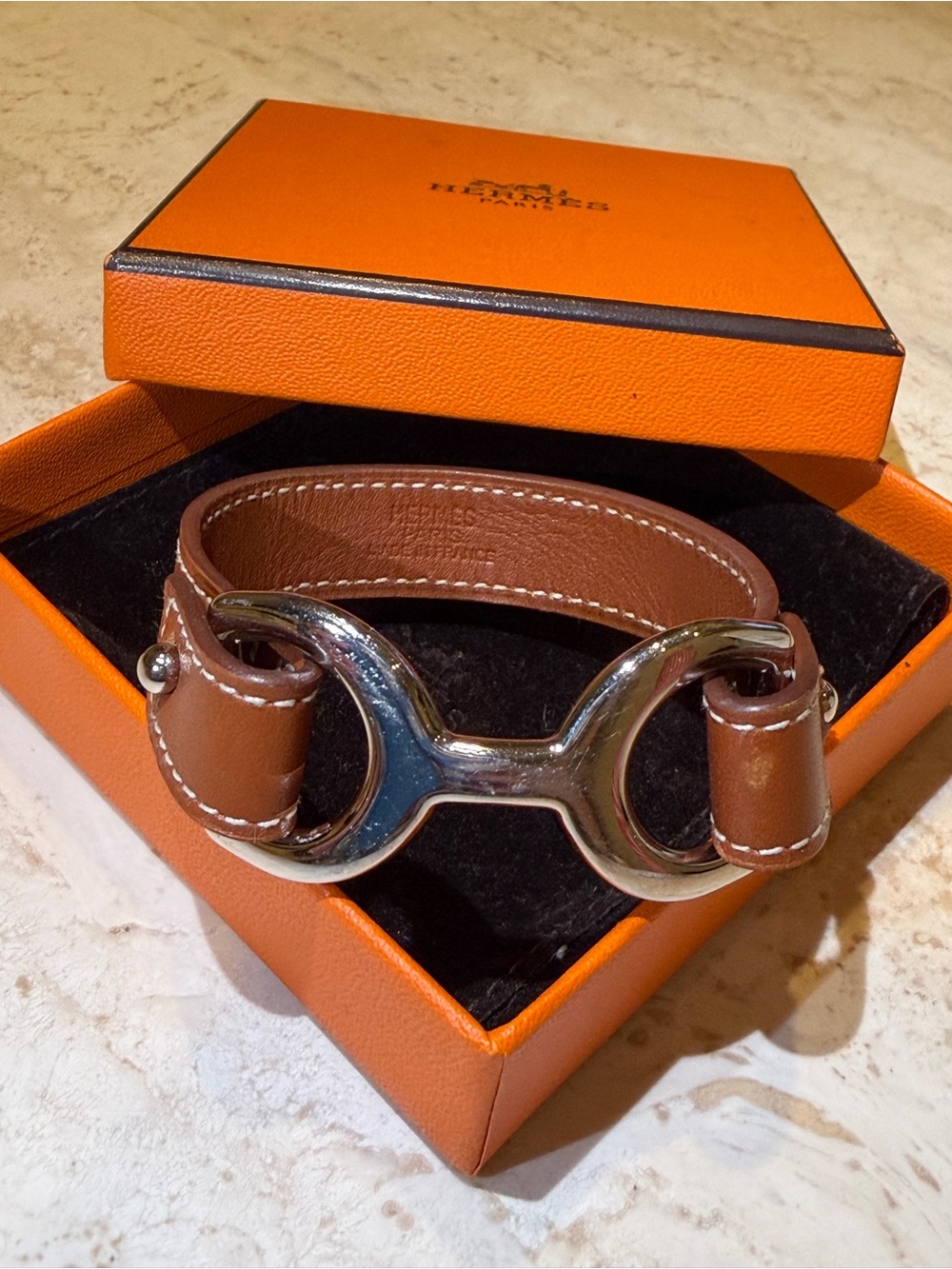 100% authentic Hermes Granville Tadelakt leather bangle bracelet in brown color.